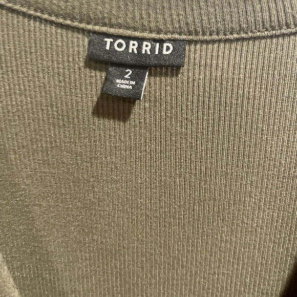 💚💚Army Green Torrid Knee Length Dress - Picture 5 of 6